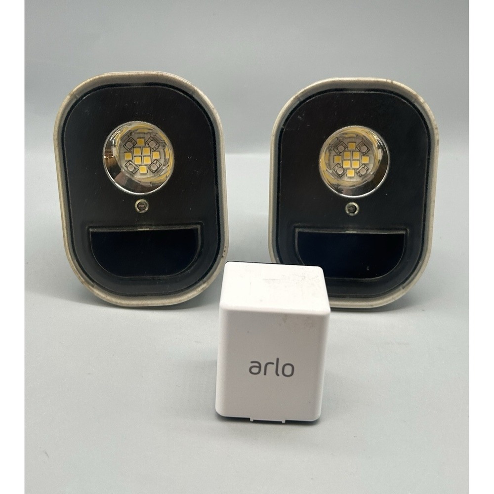 Arlo AL1101 Smart Home Security 2 LED Lights & 1 Battery - Untested
